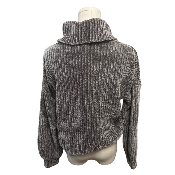 H&M chenille sweater - size xS - Picture 3 of 3